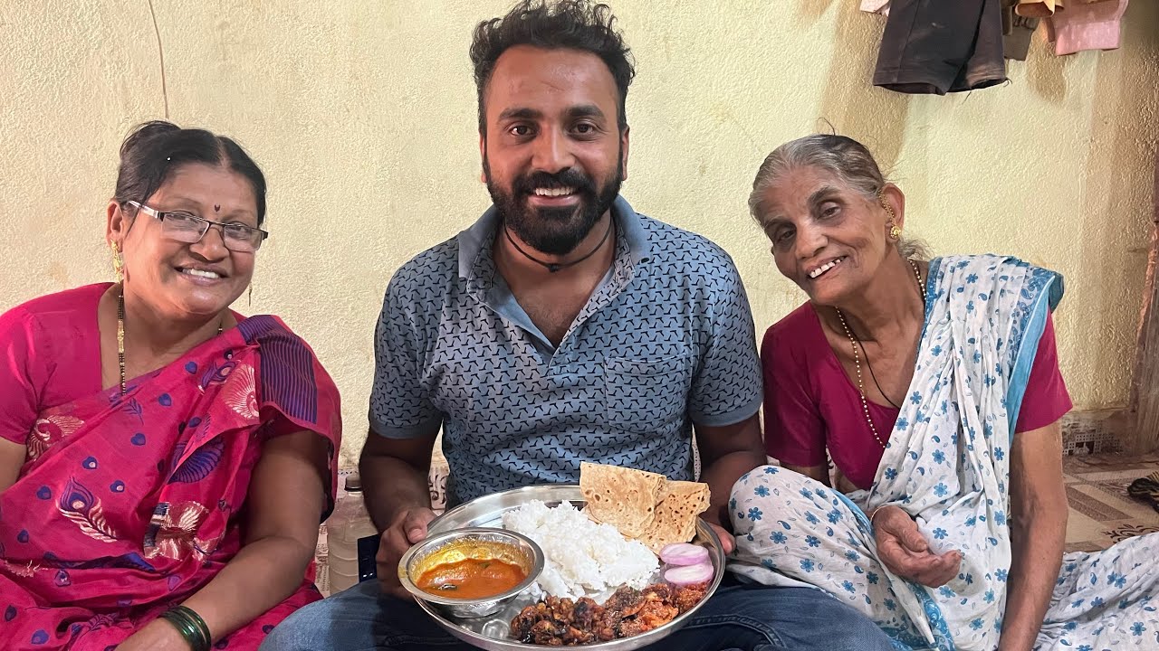 झटपट शिका आईच्या हातची अस्सल मालवणी कोळंबी थाळी❤️ फ्राय चटणी आणि कालवण with  आजी😍