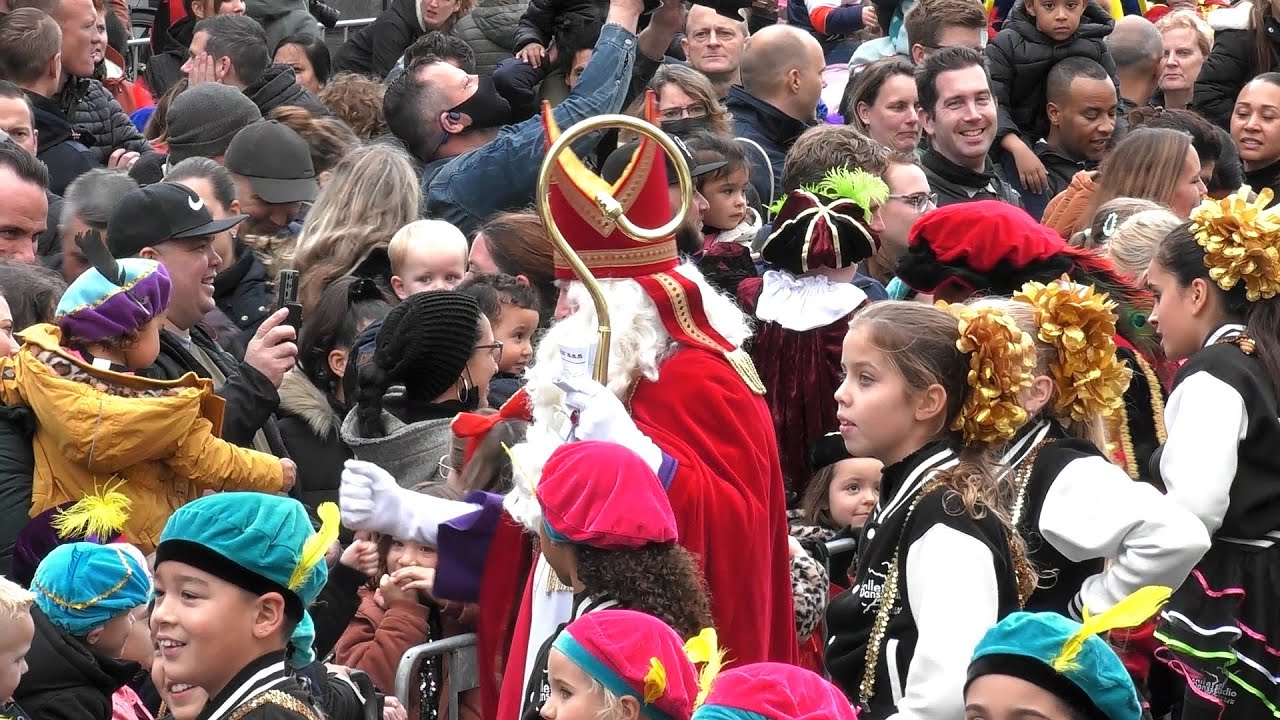 SCHIE TV: Met een aangepaste intocht is Sinterklaas in Schiedam aangekomen