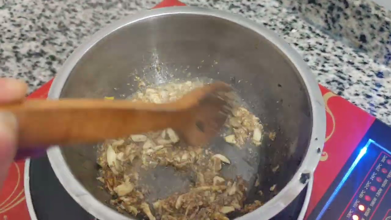 ع طلب بنتي 🥰طبختي ليوم ملوخيه ورز 🌱