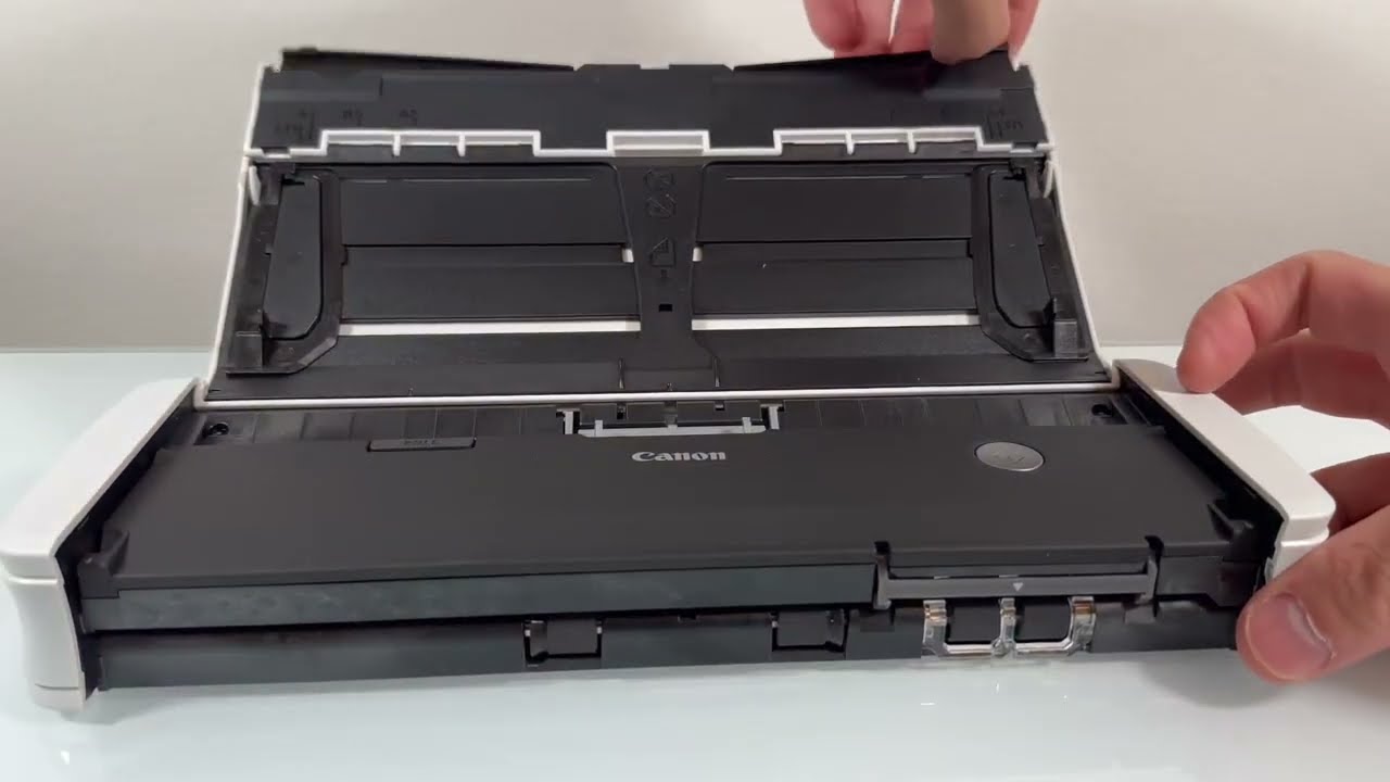 Canon imageFORMULA R10 Portable Document Scanner, 2 Sided Scanning with 20 Page Feeder Review