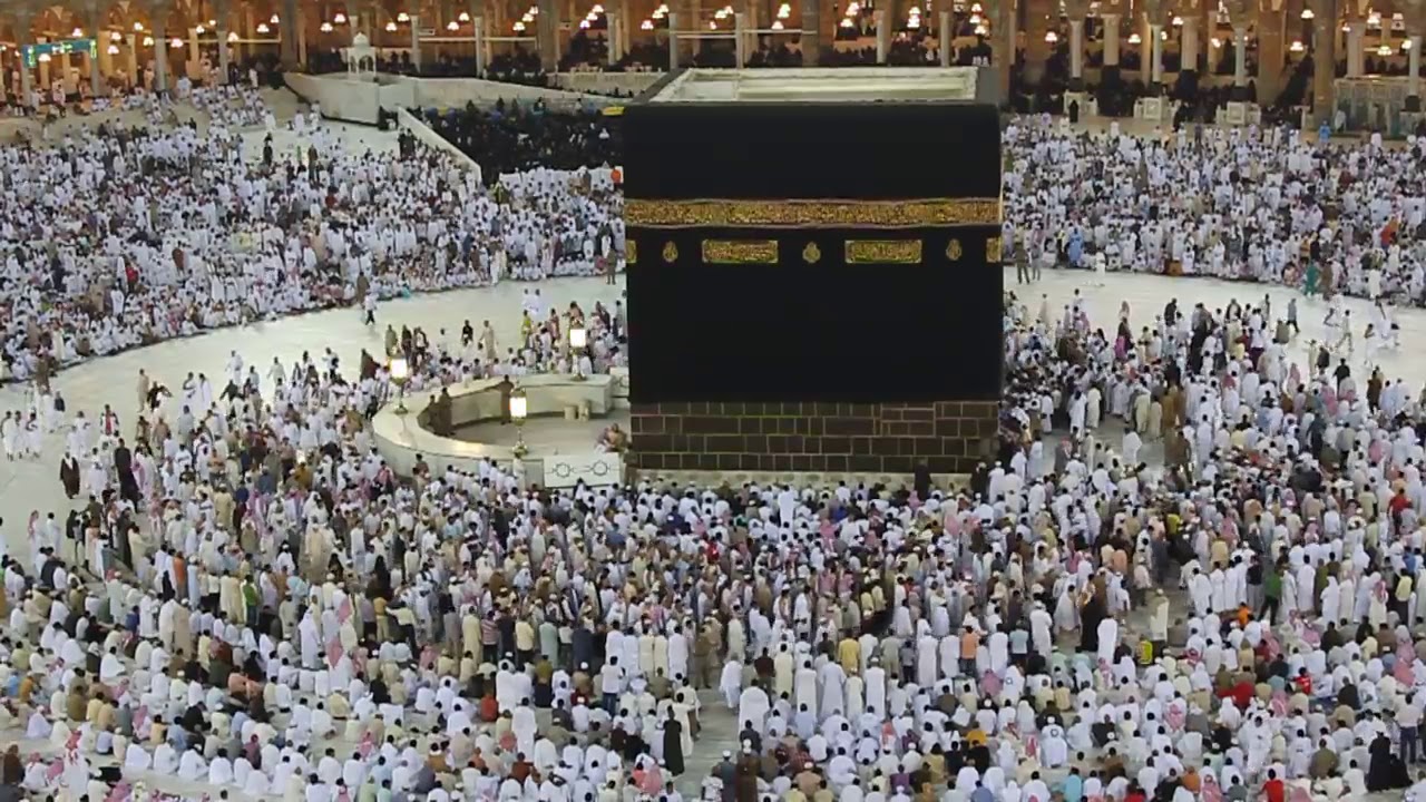 Fajr (morning) Azan/Adhan (call to prayer) in Masjid-ul-Haram, Makkah, Saudi Arabia