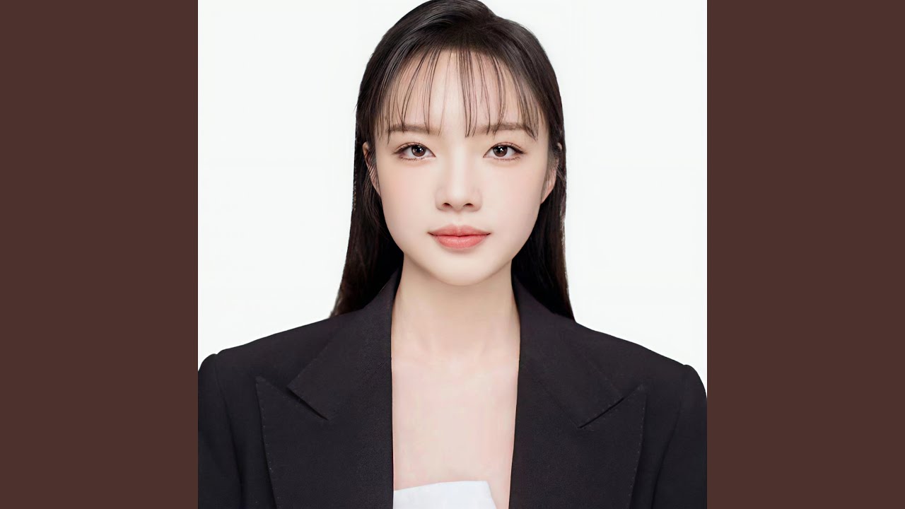 残烛难照旧人颜