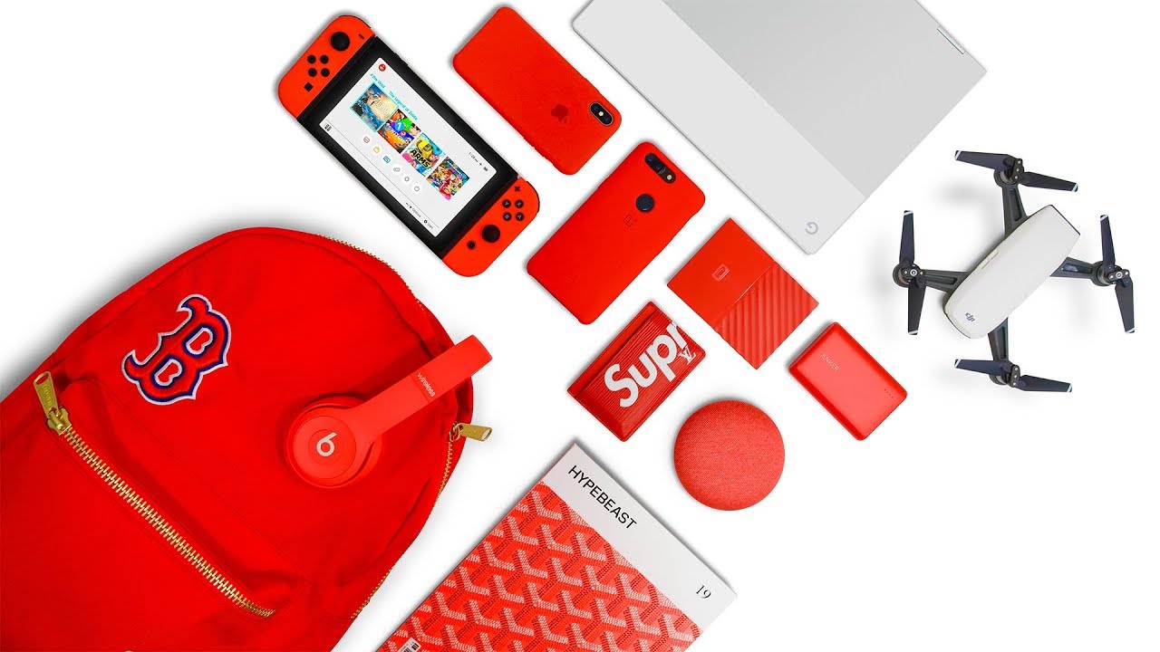 WHAT'S IN MY TECH BACKPACK | RED EDITION