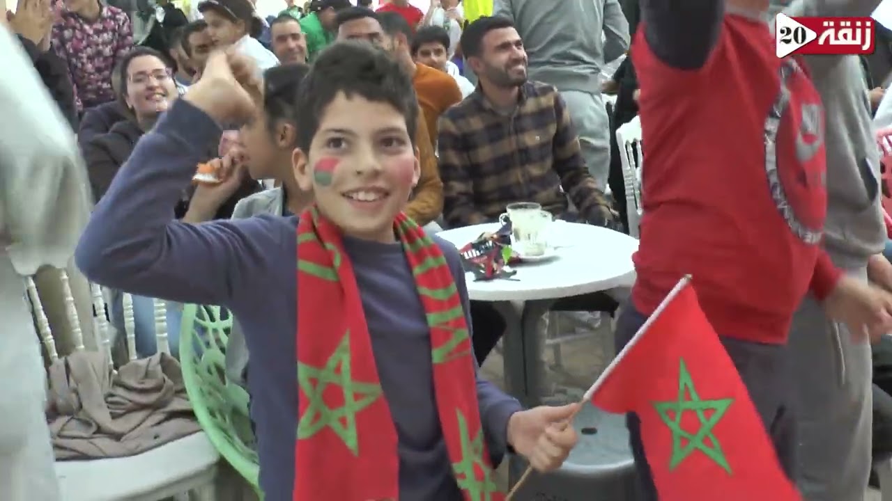 اجواء فرحة الوجديون بفوز المنتخب المغربي من المقاهي