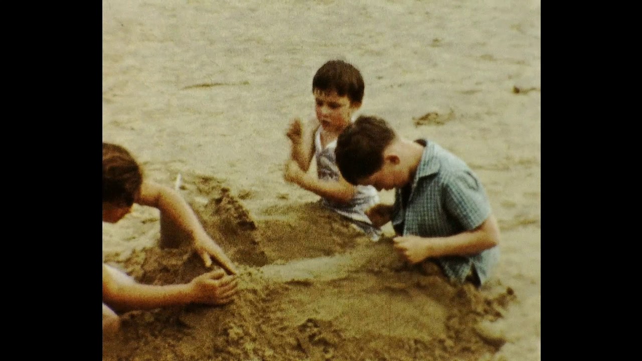 Frinton 1958 - 8mm (023)