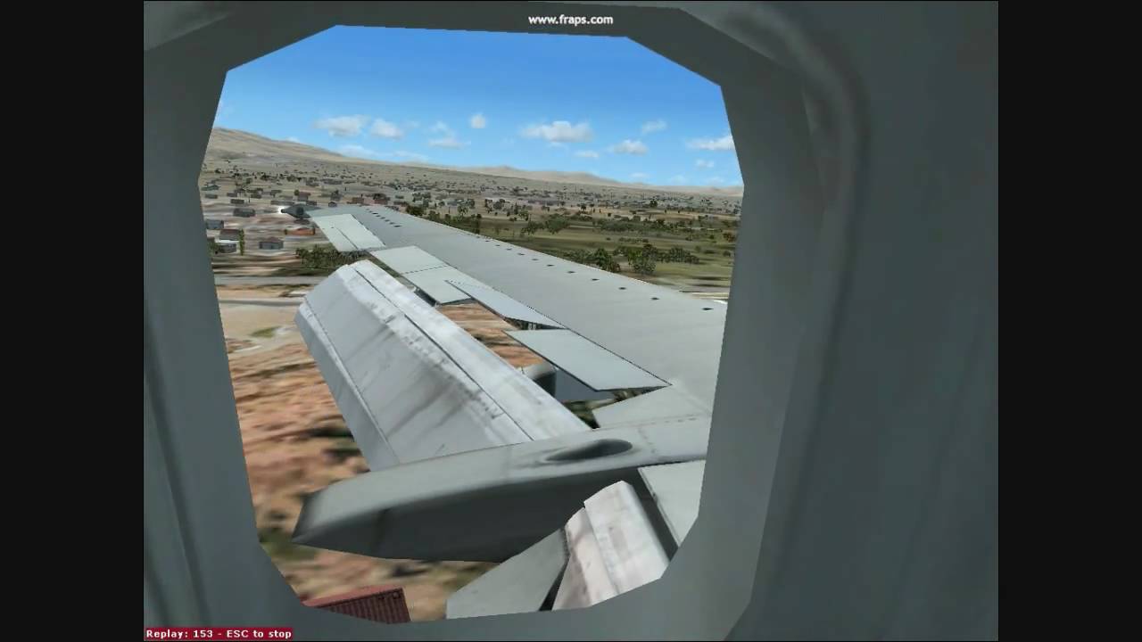 United 737 landing KLAS