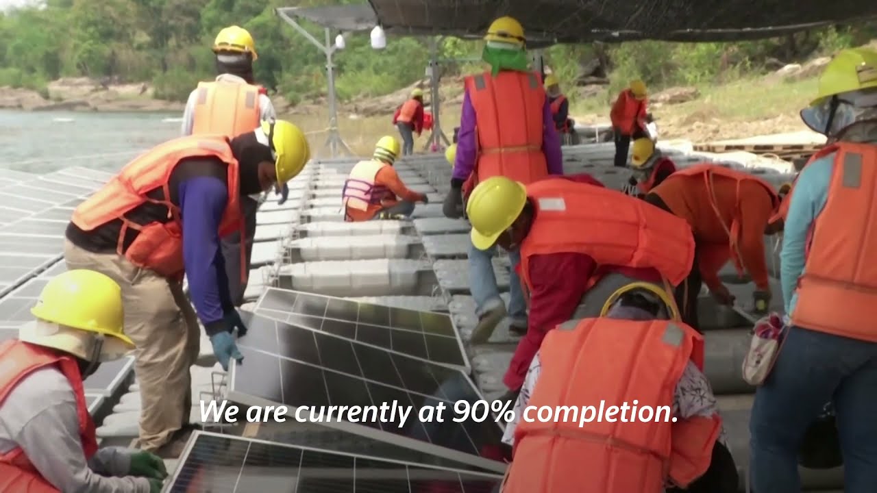Thailand builds massive floating hydro-solar farm
