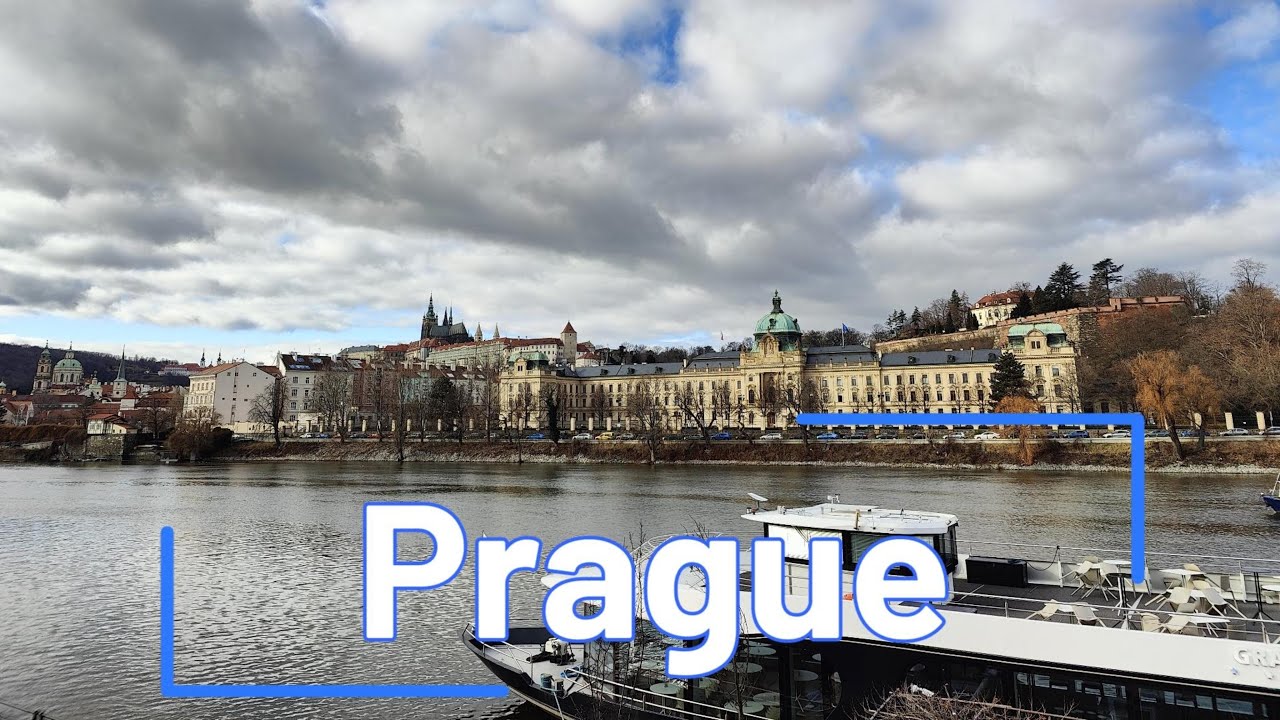 Prague walk |  Charles Bridge and Lennon Wall