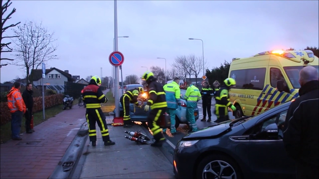 Ongeluk met beknelling Grote Achterweg