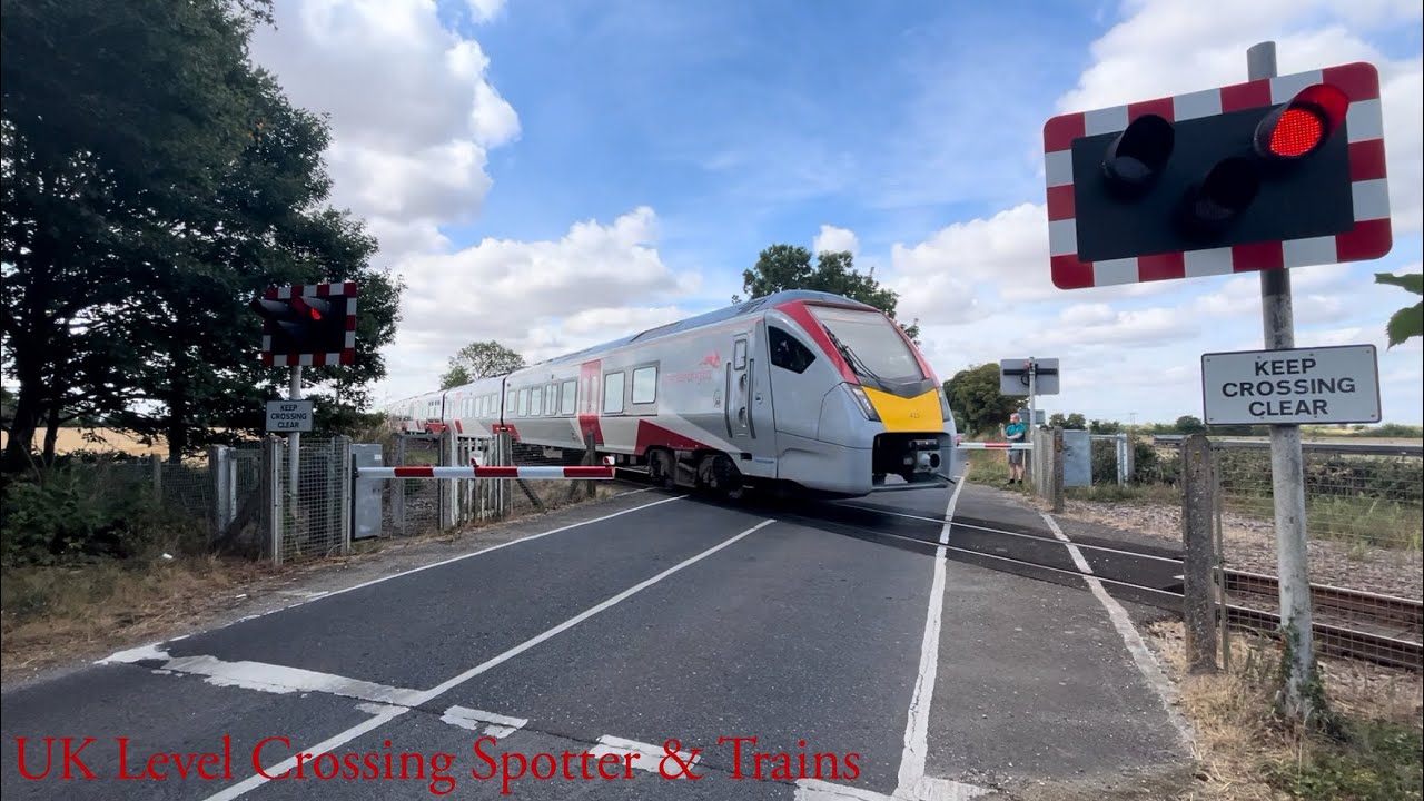Cromwell Road Level Crossing, Suffolk