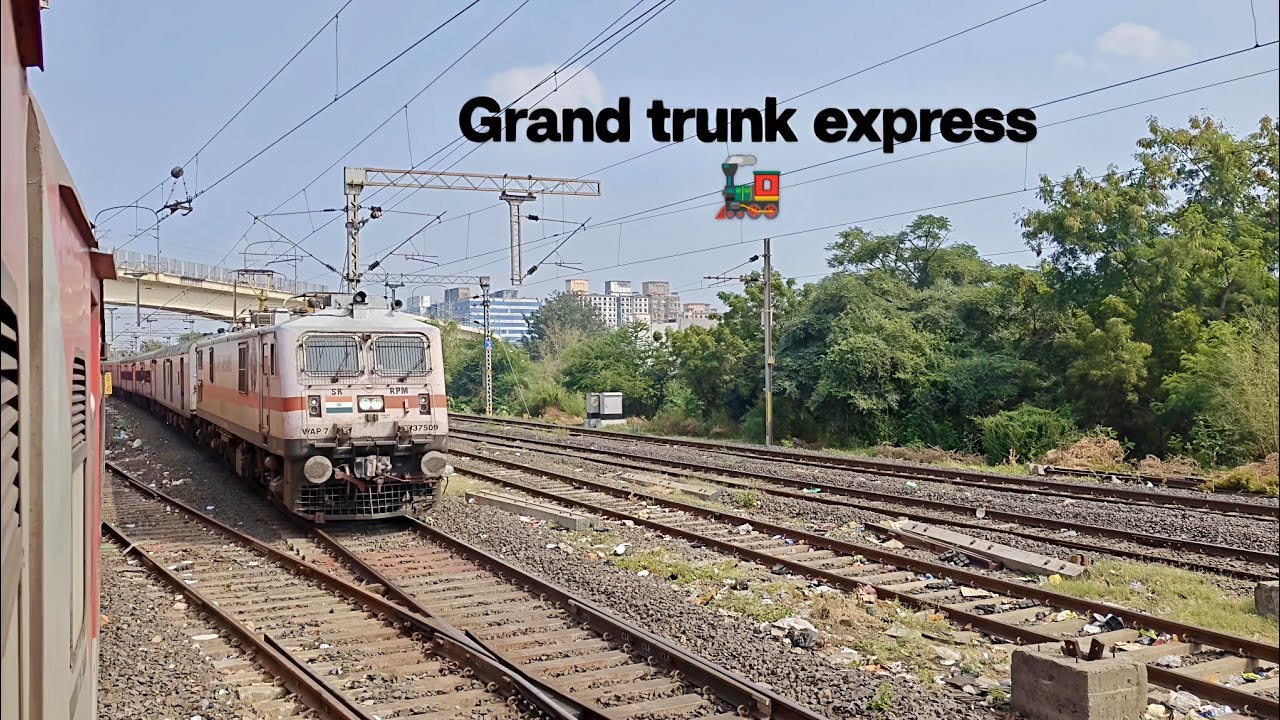 Shrill honk #wap7 M.G.R chennai central to New Delhi 12615 Grand trunk express | #indianrailways 🚂