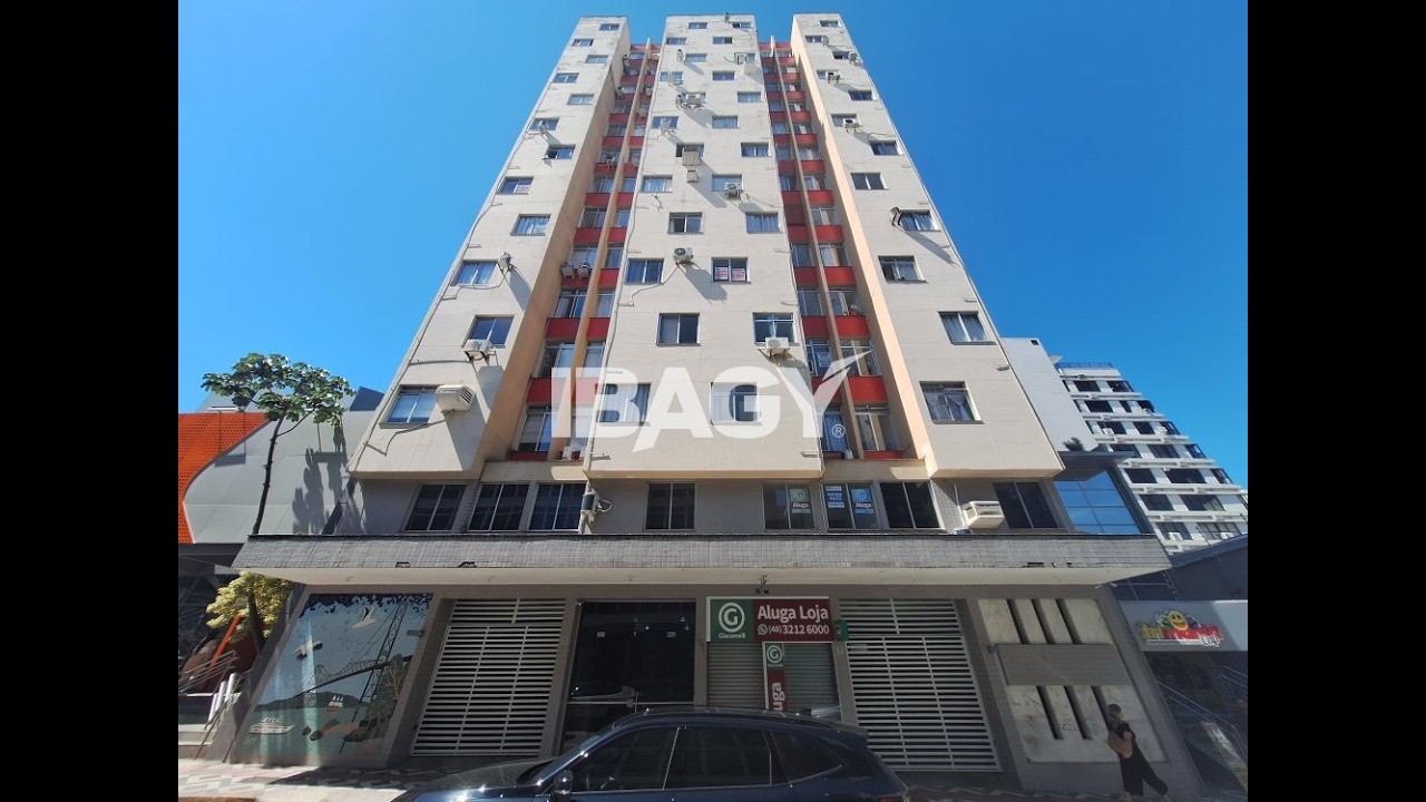 Apartamento com 01 dormitório no bairro: Centro/Florianópolis