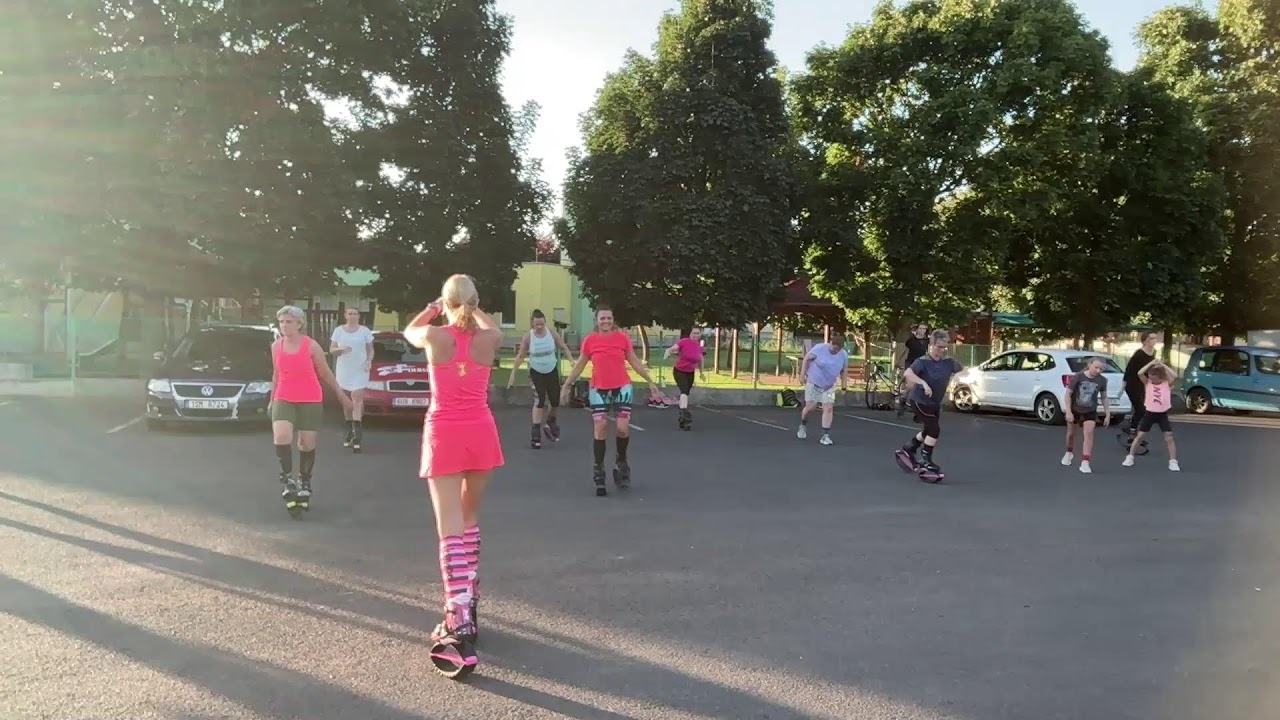 živě kangoo jumping Brozany