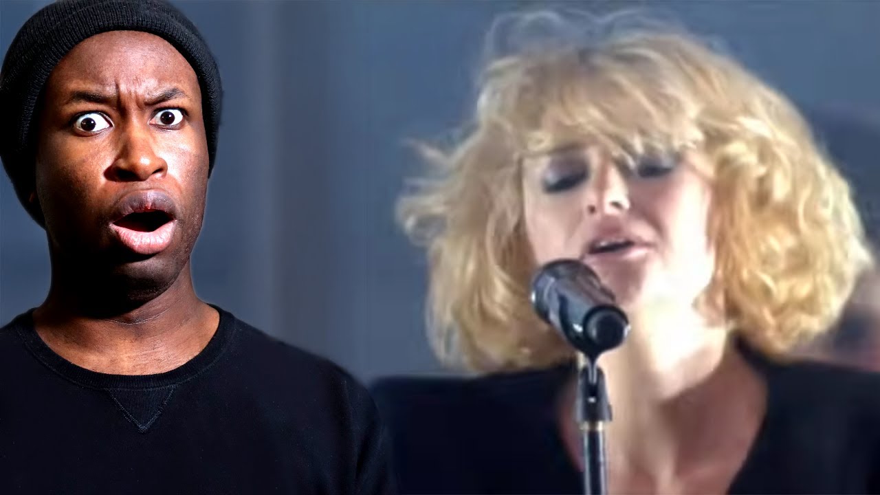 Goldfrapp - Strict Machine (Glastonbury 2014) | REACTION