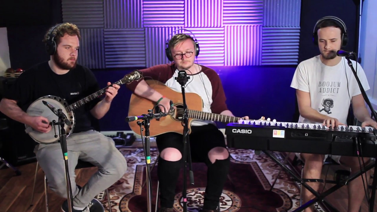 The Hootin' Annies - Mary from Dungloe (LIVE)