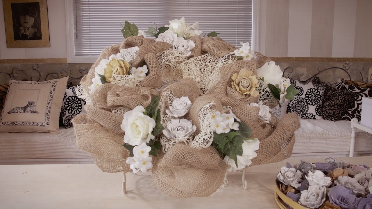 How to Make a Deco Mesh Wreath