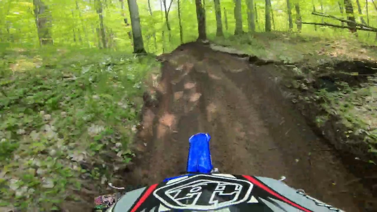 Dirt biking Ontario trails on a yz250