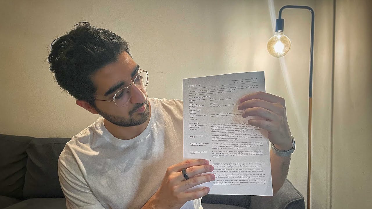 How to write a CV for commercial law (template included)