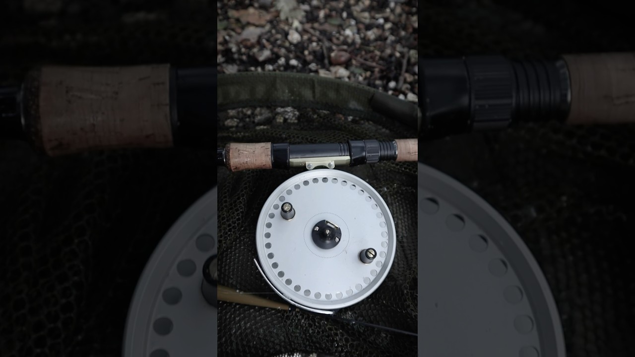 JW Young and Sons Trudex Centrepin Reel - Trotting on the river #centrepin #trotting #riverfishing