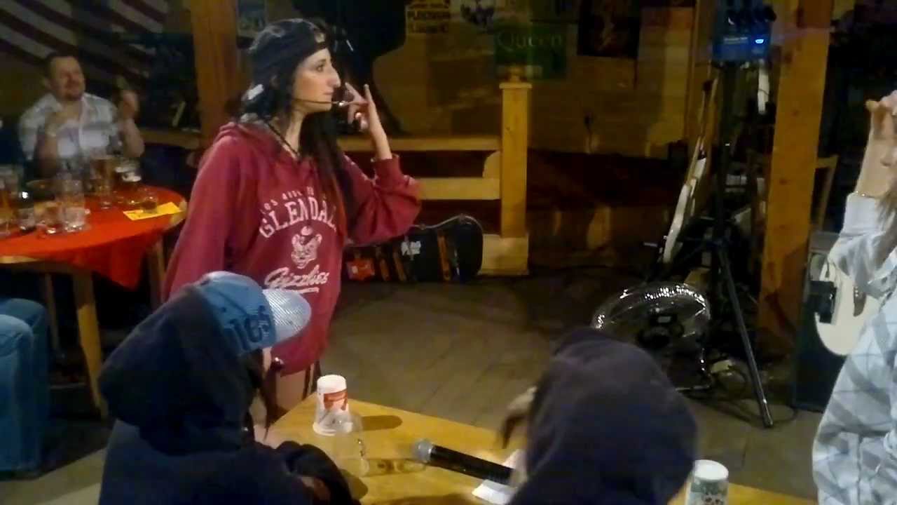 Country Sisters - Country rap mix Bažina 2013