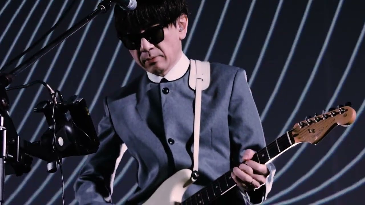 Cornelius performs 