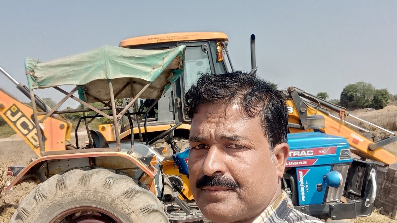 JCB tractor kaise loading karte Hain ❤️❤️,#loadingpage #youtube #viral..