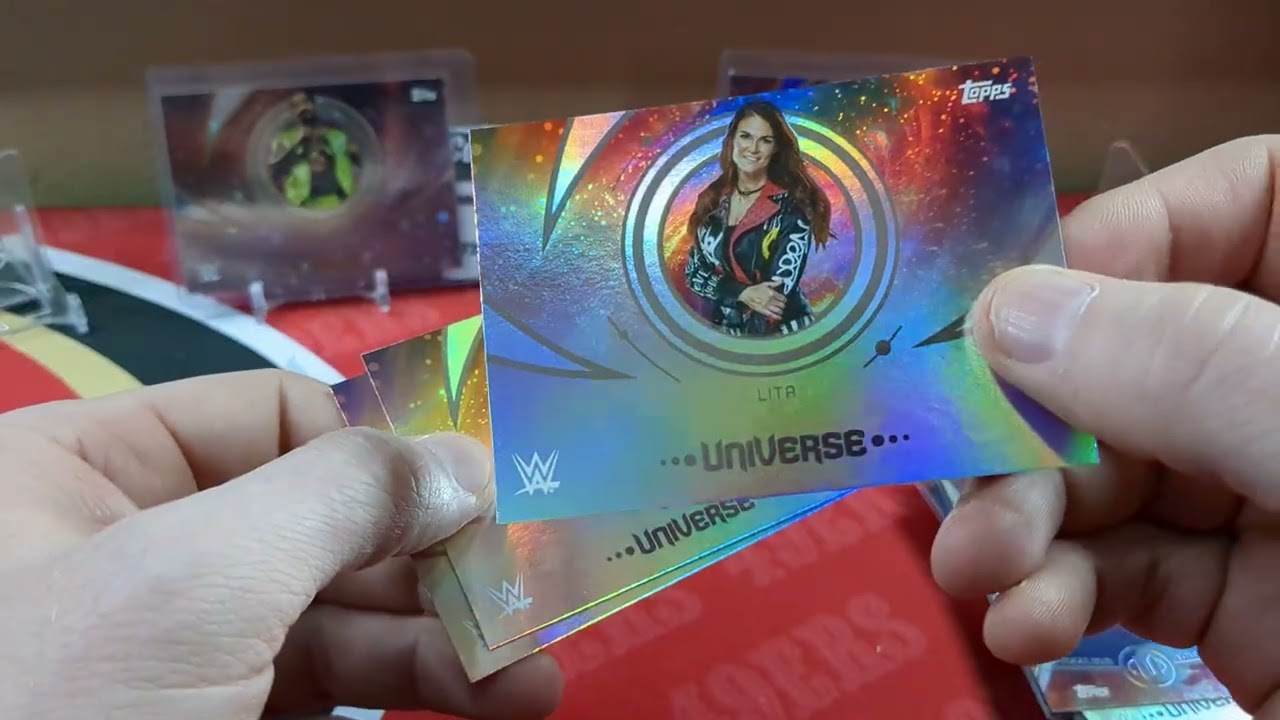 NEW!! Topps WWE Universe Blaster 