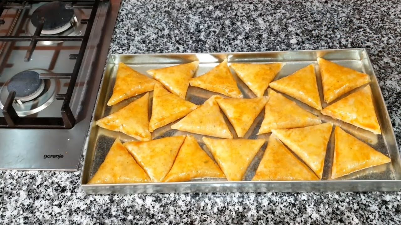 عليهم الطلب فرمضان وباقل ثمن  بريوات مالحين بالدجاج مذاق ياسلام مع طريقة الاحتفاظ بهم
