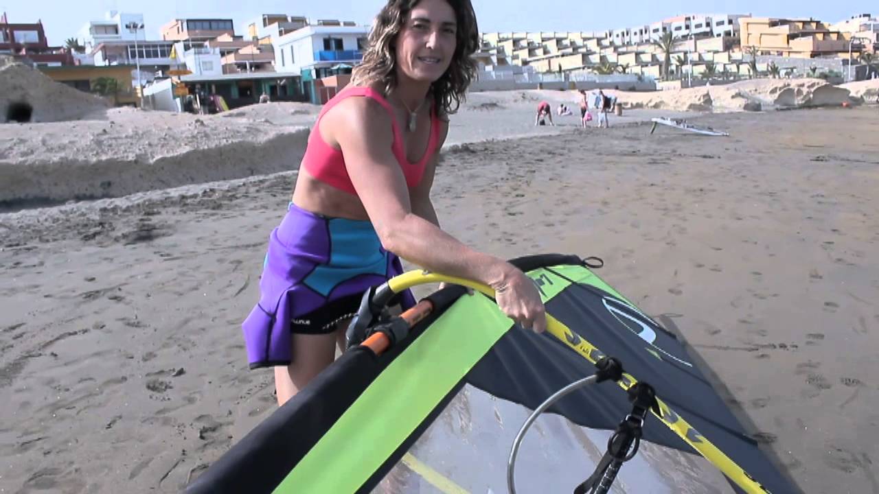 How to get to the water with windsurfing equipment - Black Team Academy