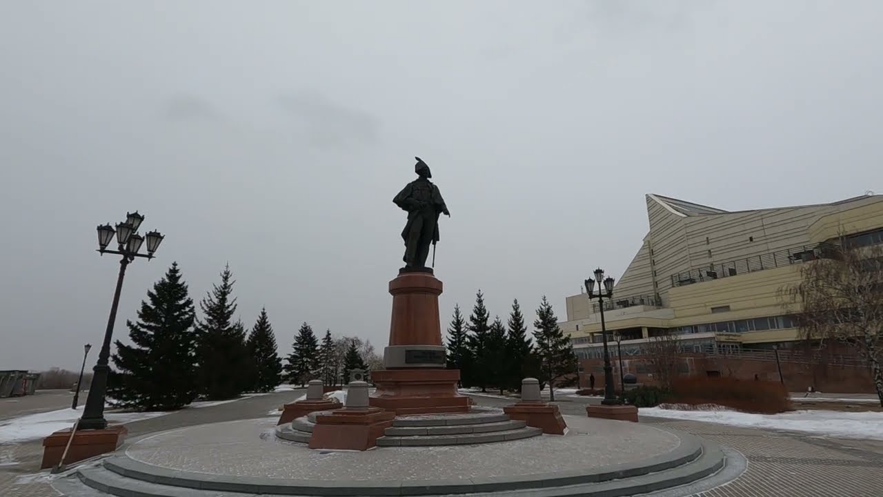 площадь Мира