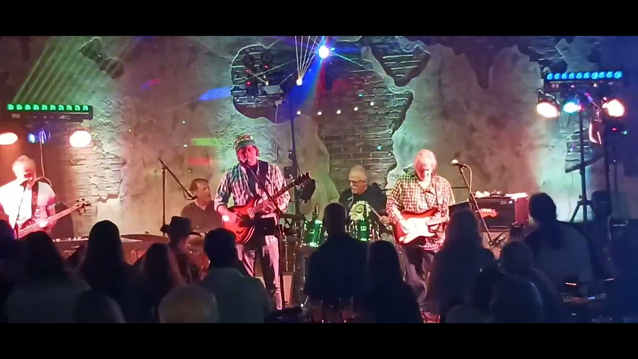 Uncle John's Band at Bayboro Brewing 1/22/2026 7_ Scarlet Bogonias & Fire On The Mountain