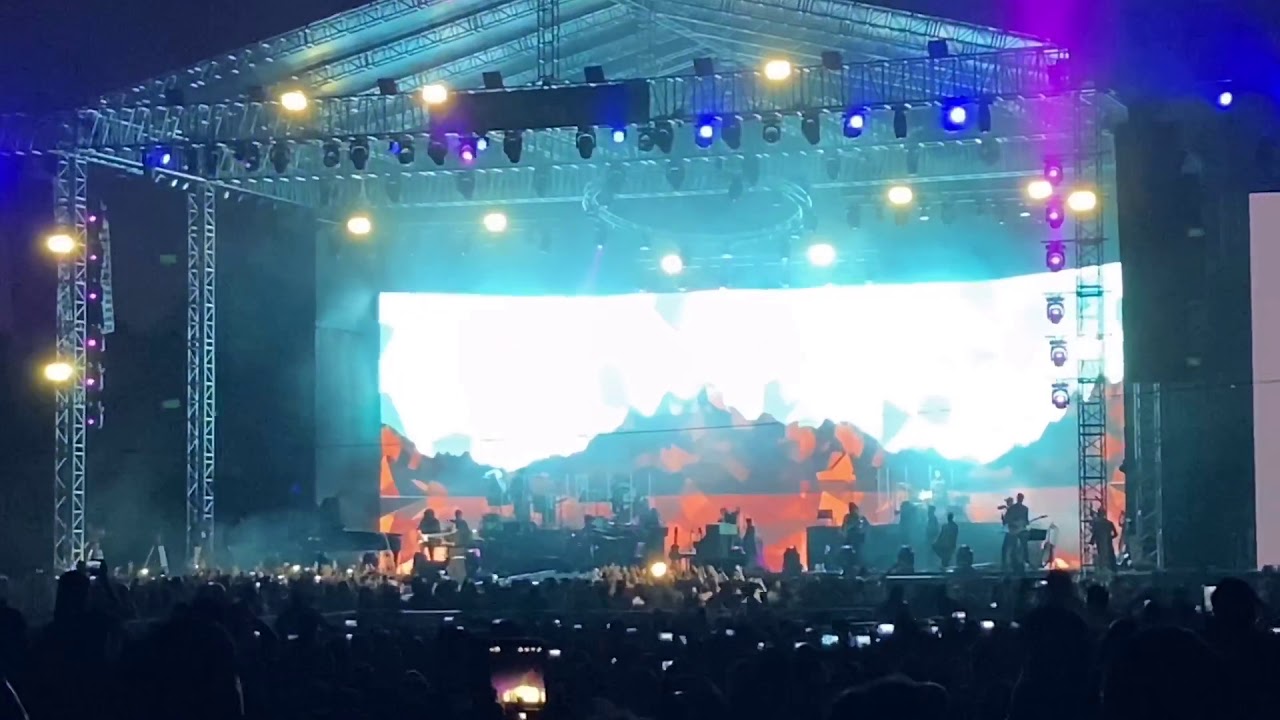 Arijit Singh’s grand entry | Bekhayali | Live in Concert Hyderabad | LB Stadium | 23 Nov 2019