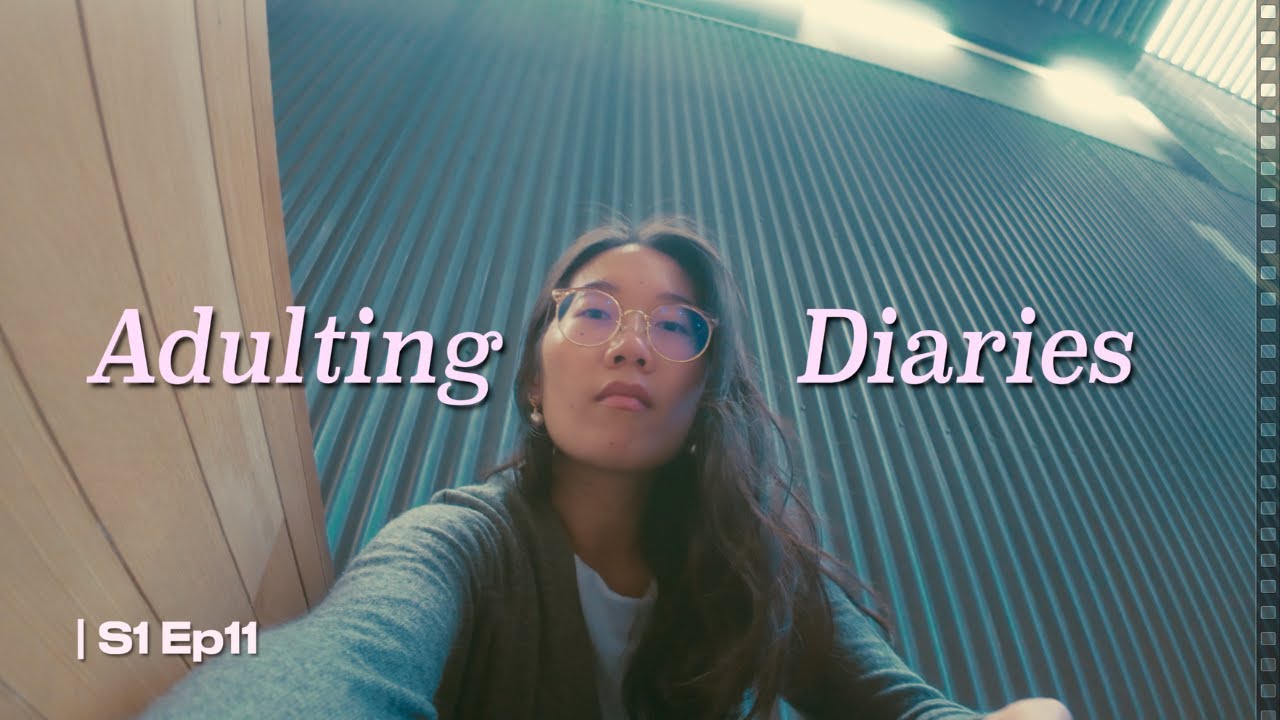 adulting diaries | winter in nyc, eating ramen alone, and our first xmas tree