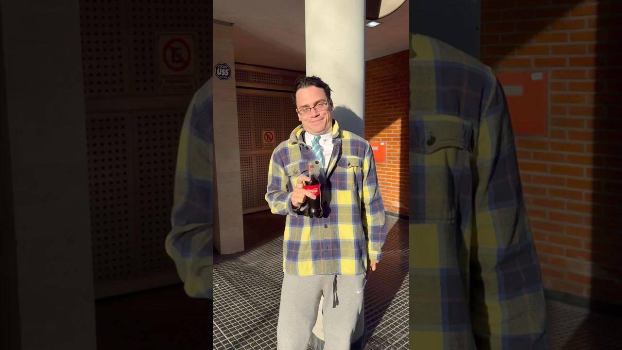 Turn to 90s style in public #90sstyle #inpublic #shelove