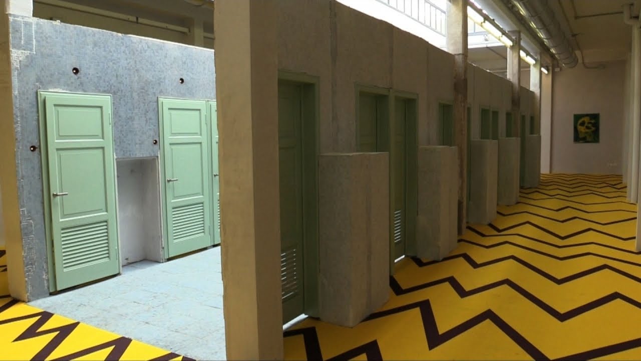 Un'immersione nella libert&agrave; creativa ai Bagni Misteriosi a Milano