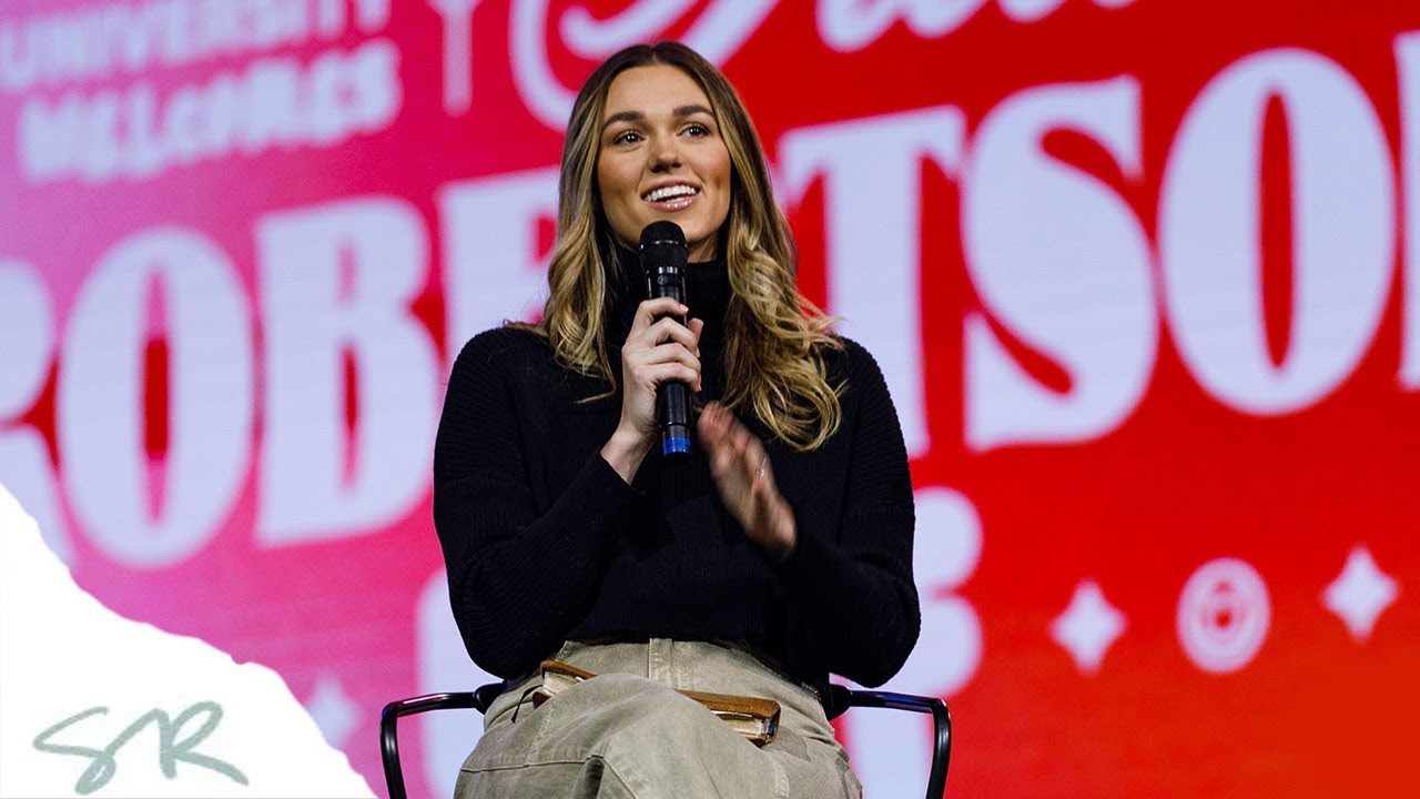 Are You an Influencer? | Sadie Robertson Huff at Liberty University Convocation 2022