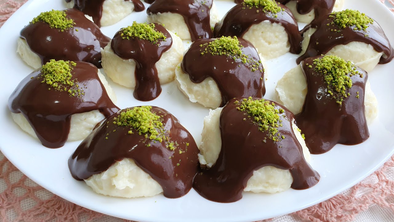 ÇOK PRATİK ÇİKOLATA SOSLU İRMİKLİ SÜTLÜ TATLI 😋😋