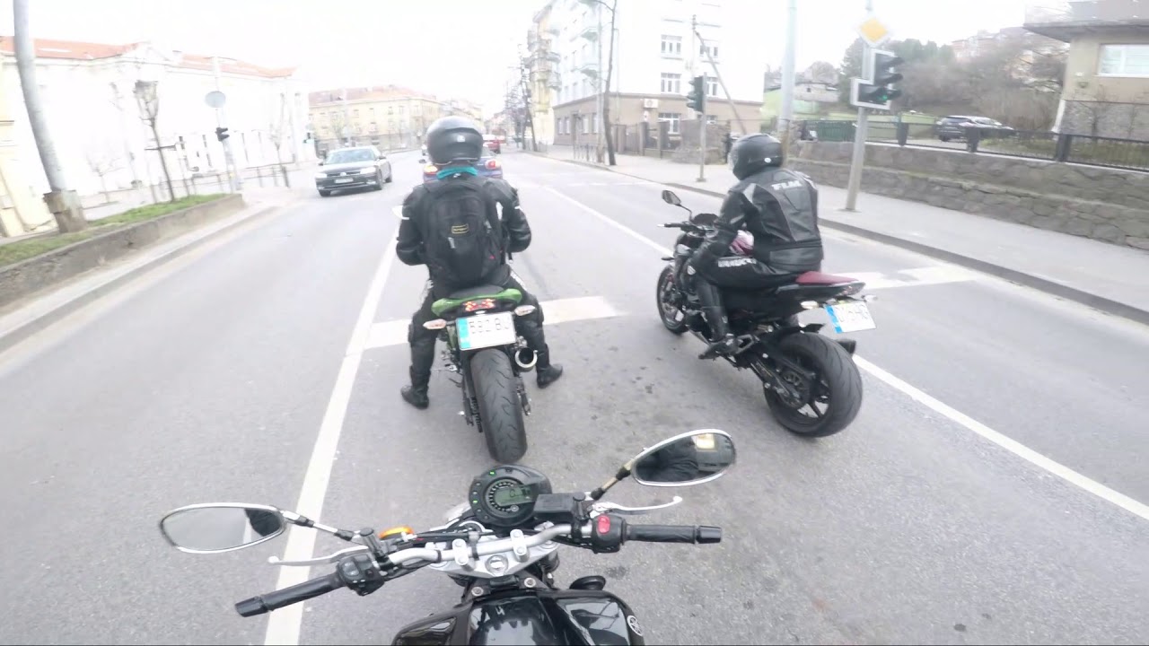 #4 MotoVlog Two kawasaki Z800 meets Yamaha fz6n. Daily riding in Vilnius streets.