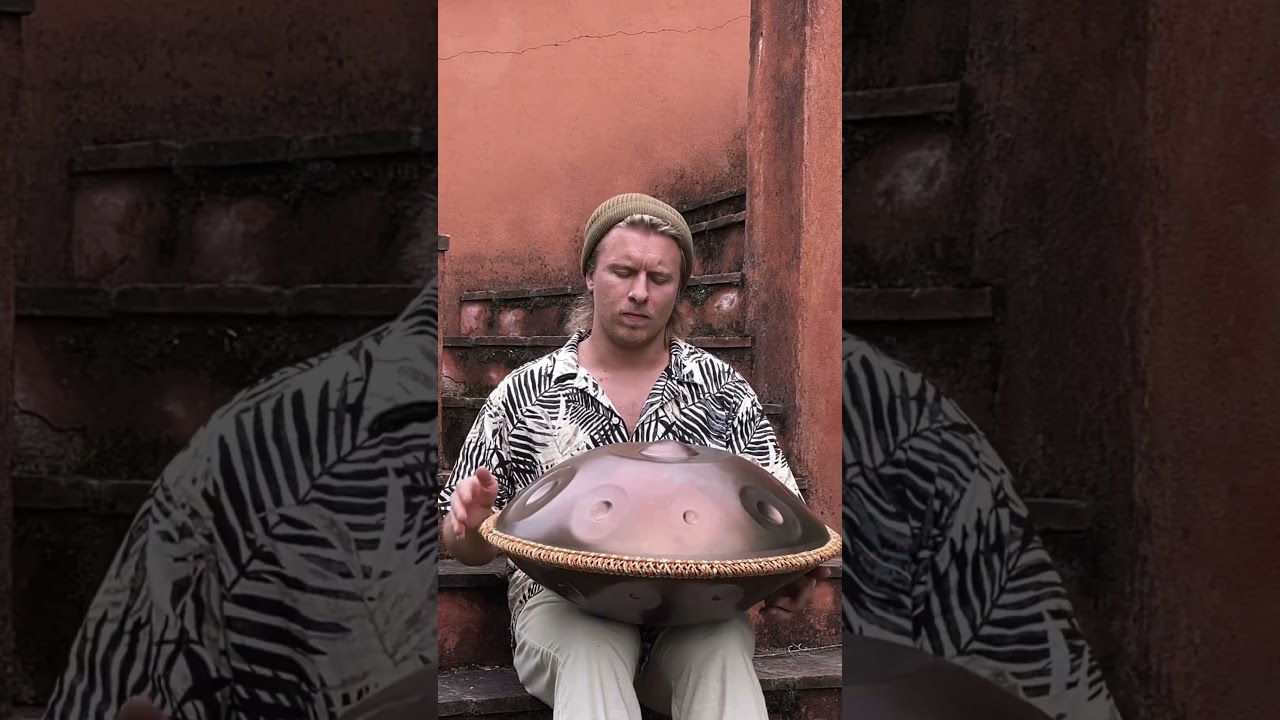 🎶 Mesmerizing Handpan Vibes! ✨🪶 #HandpanMagic #MusicHeals #VibesOnPoint #ExploreWithMusic