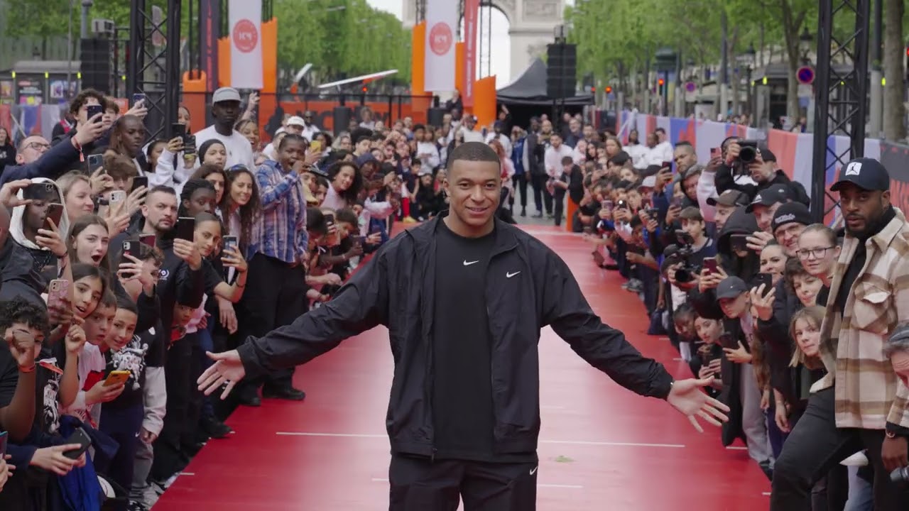 Nike Kylian Mbappé Victory mode