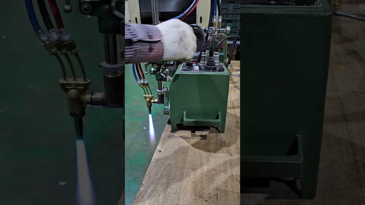 3. How to Ignite the BA-290 H-beam gas cutting machine Torch(1)[빅오토 H 빔 가스 절단기]