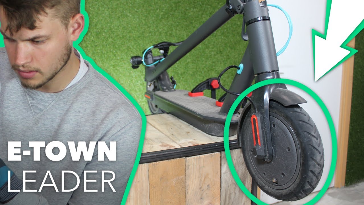 TUTO ETOWN - Comment changer le pneu avant d'une trottinette électrique E-Town Leader !