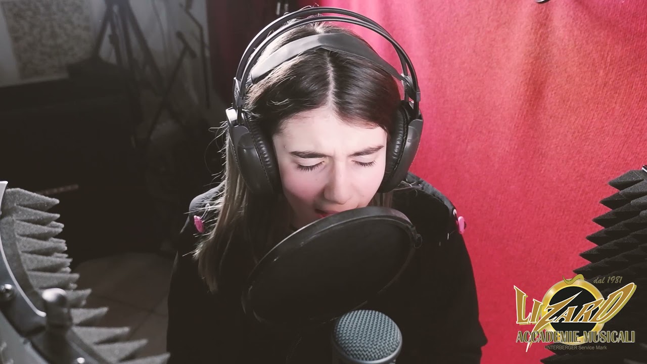 I See Red - Everybody Loves An Outlaw (Cover Emma Tresca)