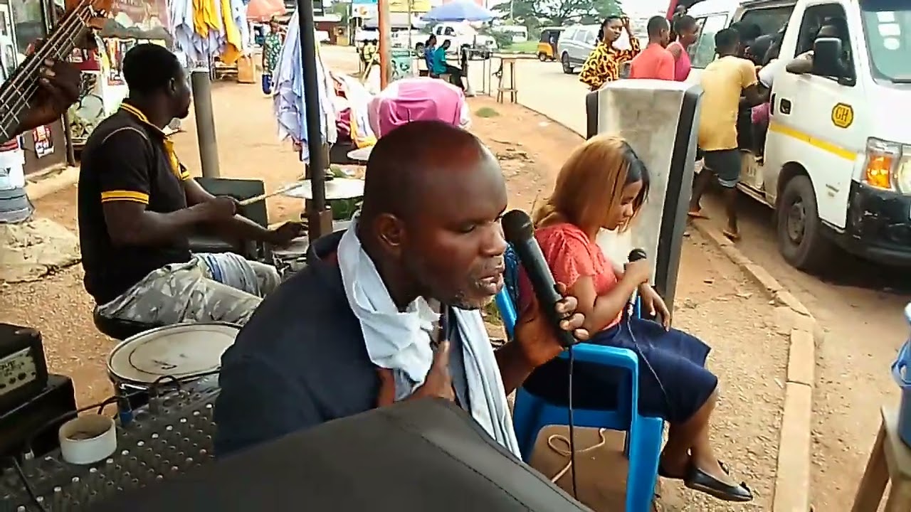 Righteous blind band Perform tribal war, one stone so fantastic