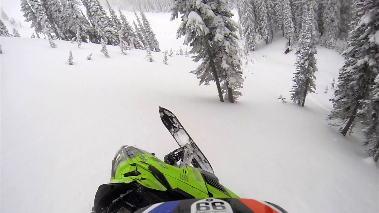 Polaris Axys Turbo RMK 800 Snowmobile - Clip #5