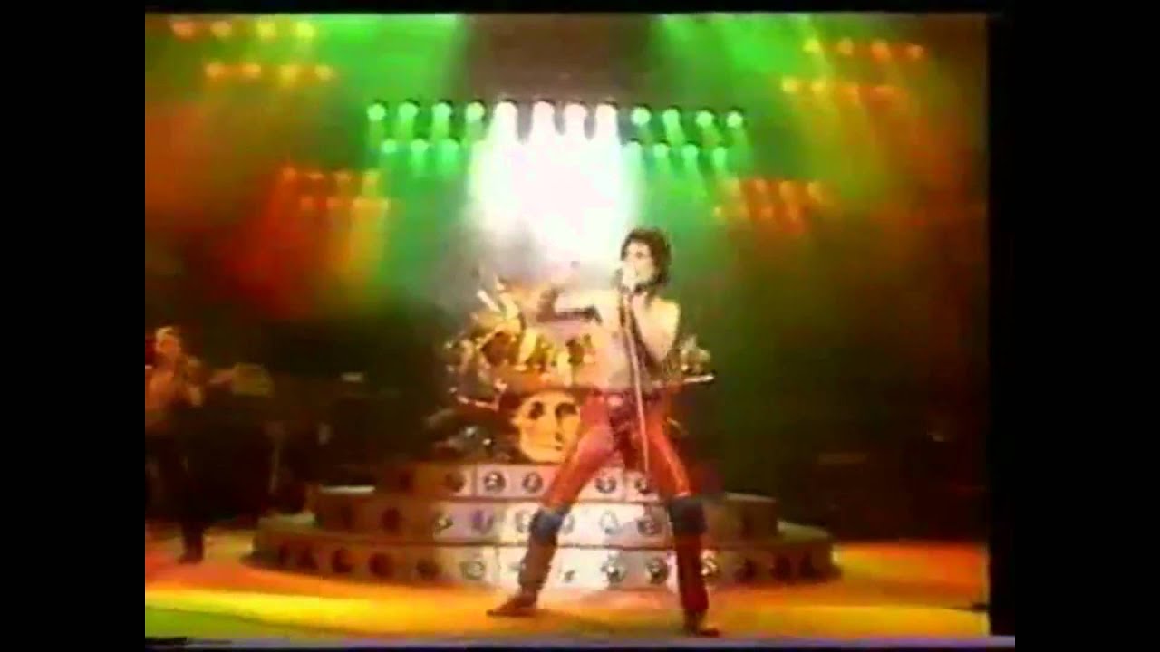 Queen-Death On 2 Legs-Killer Queen-Im In Love With My Car Live Hammersmith 79