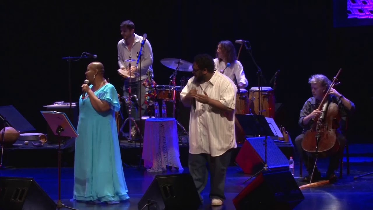 Va Cuidar de Sua Vida - Virgínia Rodrigues / MAMA KALUNGA