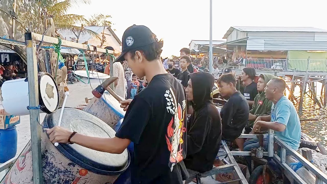 tongklek joko mbedoho mencoba melantunkan lagu lir ilir