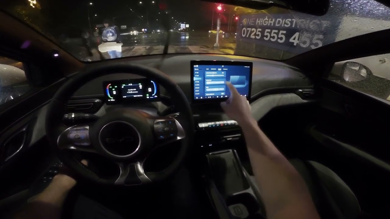 BYD 돌핀 서프 2025 | 밤에는 어떻게 달릴까? 야간 시승 리뷰