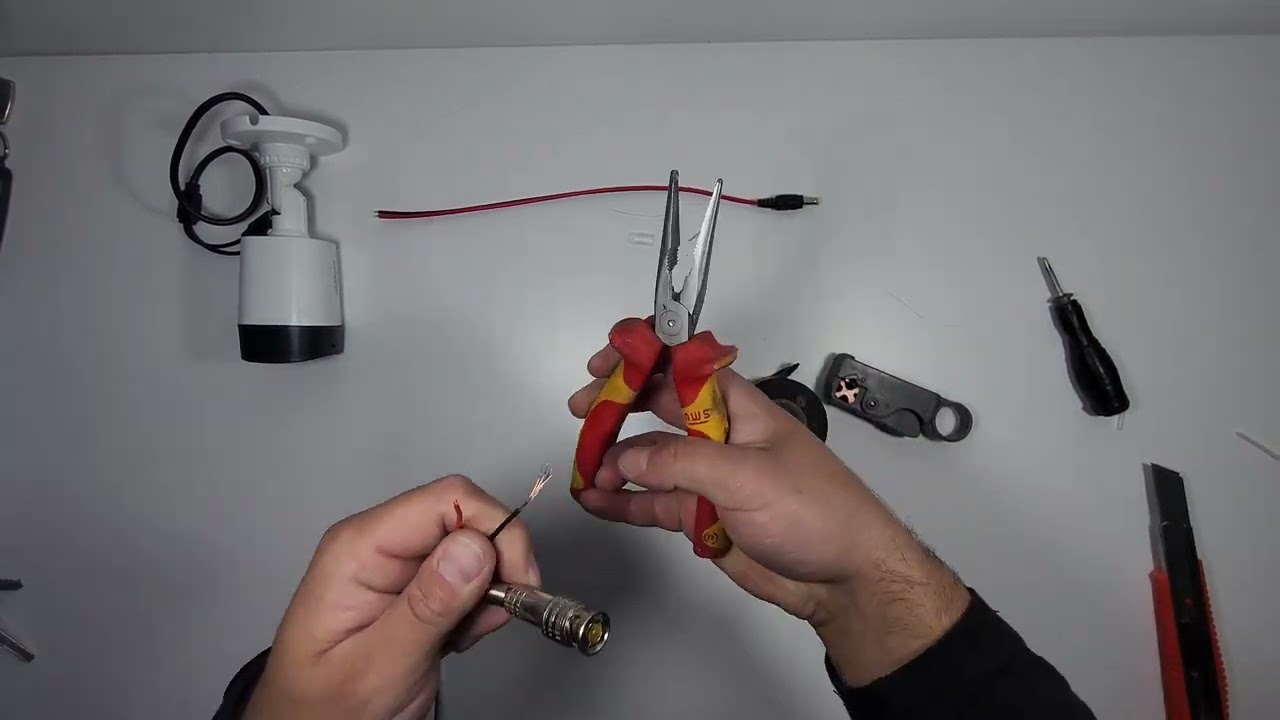How to install a BNC connector - #Part1 (Instalimi i Kamerave te Sigurise) Pjesa1